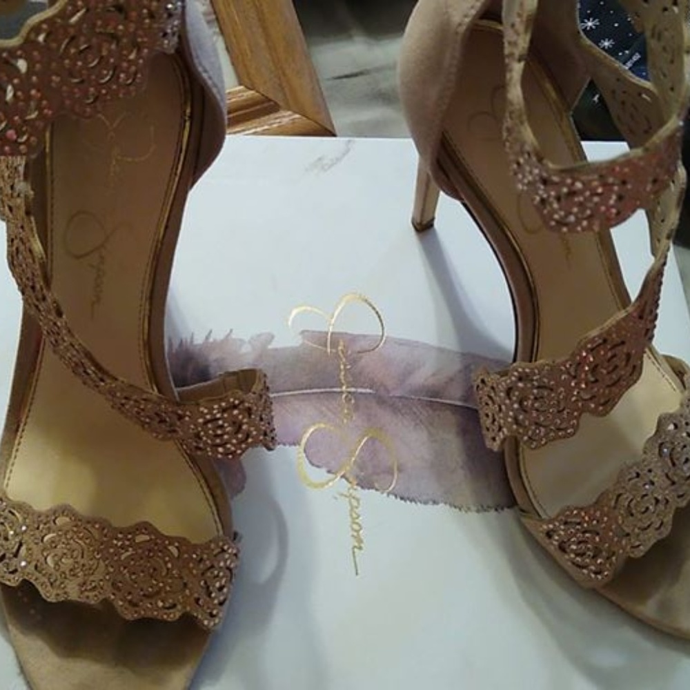 Size 7.5 Jessica Simpson heels